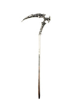 Silberner Totenkopfbuchmarke mit einer gebogenen Klinge und aufwendigem Knochendesign.