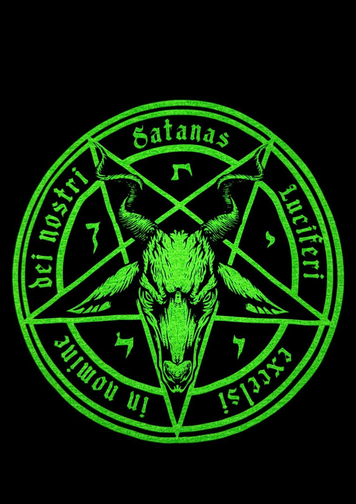 Neon grüne pentagramm sticker mit ziegenkopf auf schwarzem grund für satanas shirt düsteren eindruck gaia lizenzierte kleidung