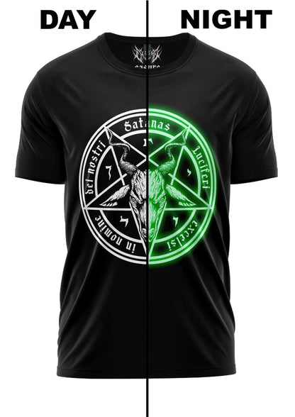 Leuchtendes Pentagramm-T-Shirt im Dunkeln mit schwarzem Hintergrund und grünem leuchtendem Design.