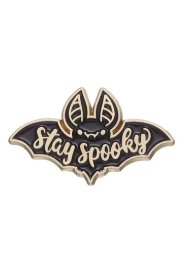 Halloween-themed gothischer email bat pin mit stay spooky text zum slay bei halloween