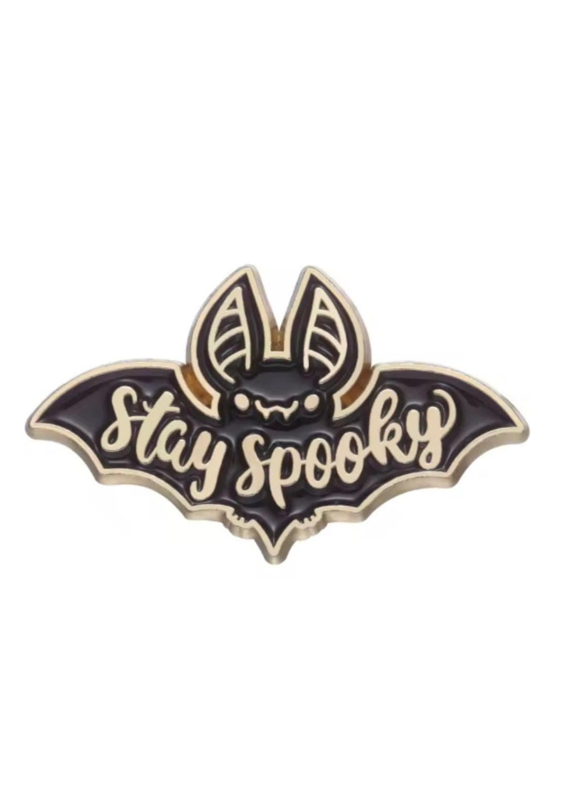 Emaillierte Fledermaus-Anstecknadel mit ’Stay Spooky’-Text zum Thema Halloween