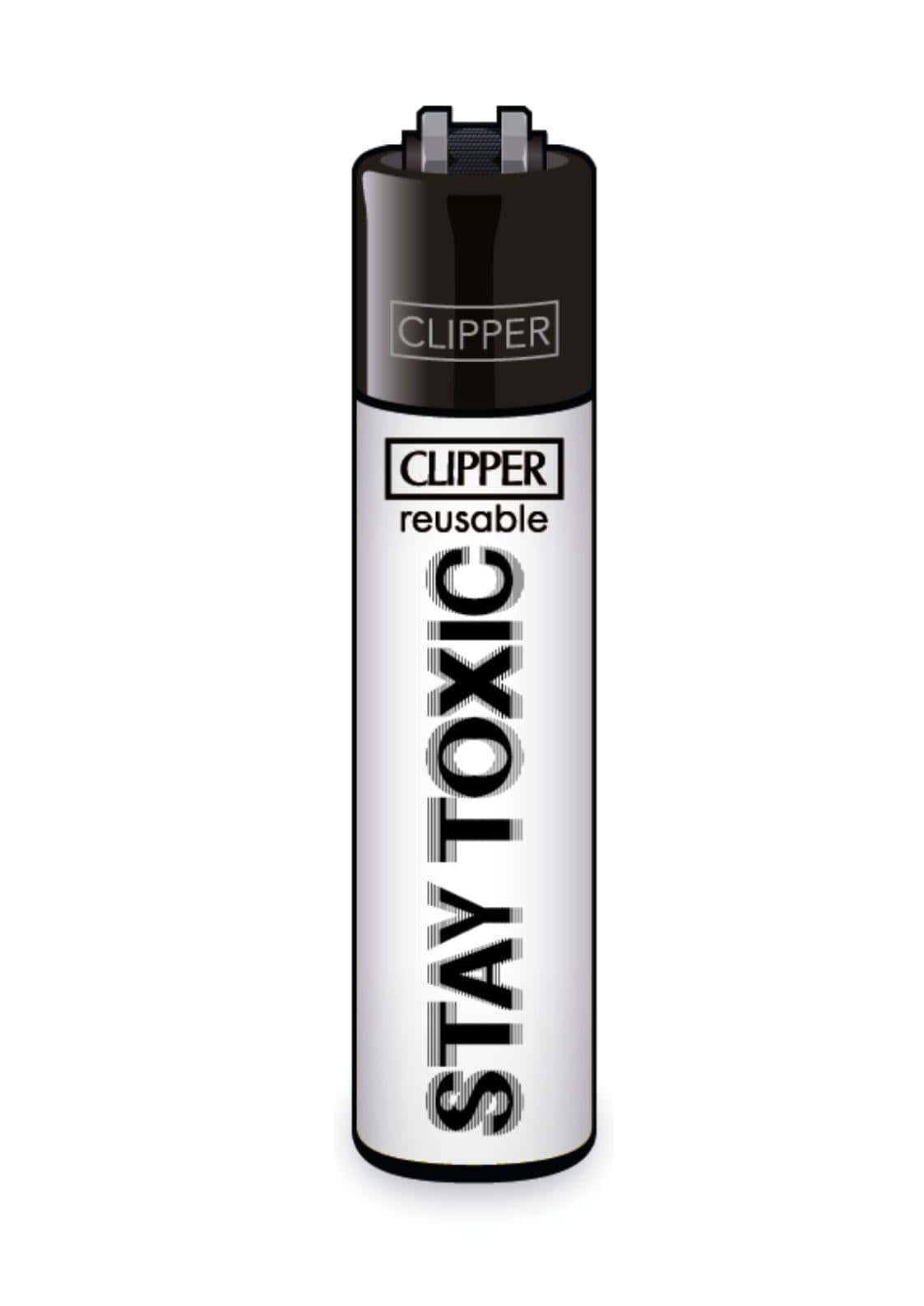 Schwarzes und silbernes clipper feuerzeug stay toxic mit auffälligem vertikalem schriftzug passend zu gothic kleidung und horror style