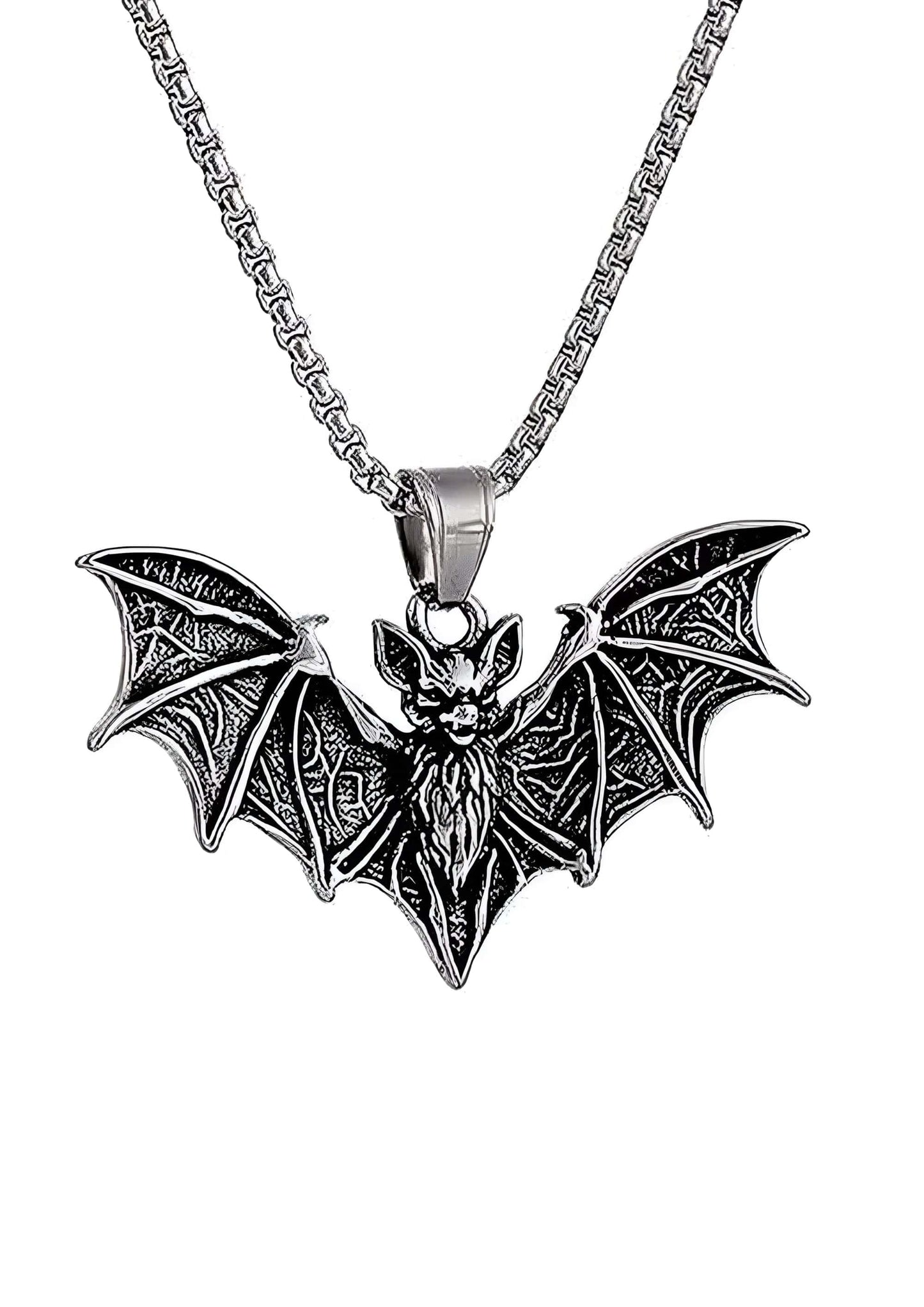 Silberne halskette the bat mit gotischem fledermausanhänger und filigranen details für horror fans