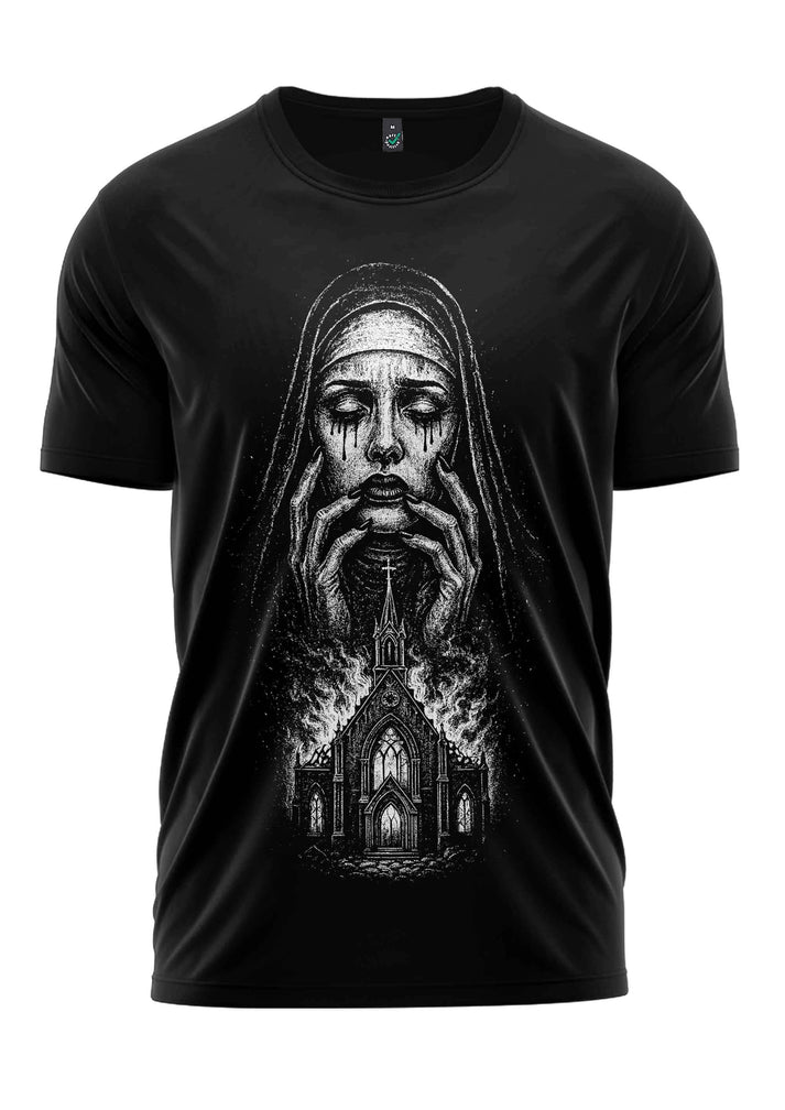 Schwarzes kurzarmshirt mit detaillierter schwarzweiß grafik einer nonne mit schwarz gefärbten tränen und brennenden kirche darunter
