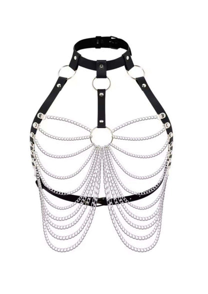Schwarzer leder harness mit dreifacher kettenstruktur in rippenform gaia licensed apparel für dark fashion