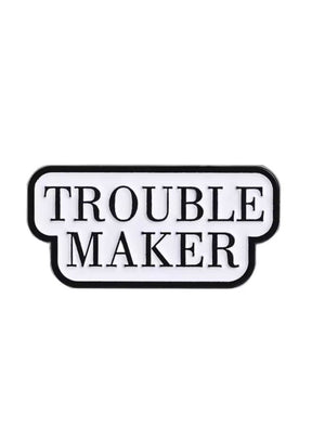 Schwarz-weißes ’Unruhestifter’-Emaille-Anstecker