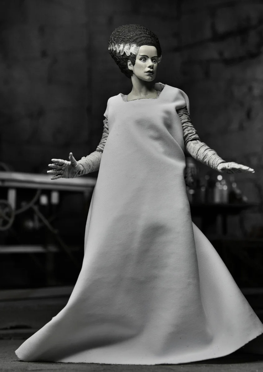 UNIVERSAL MONSTERS ULTIMATE BRIDE OF FRANKENSTEIN / BLACK &