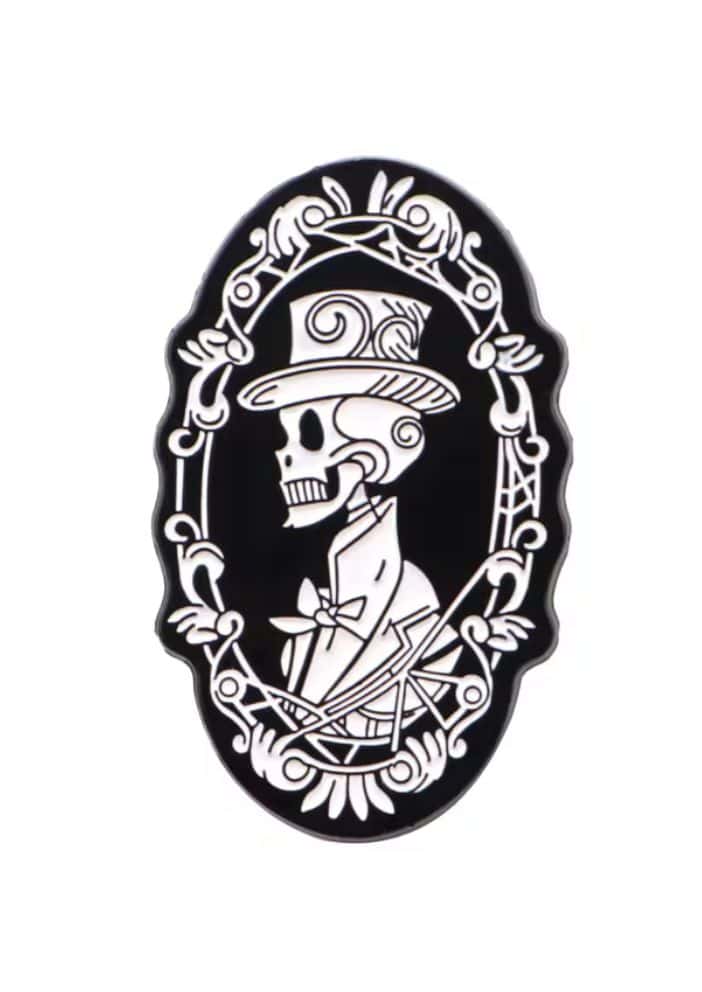Vintage man skull hochwertige pin mit schwarzem oval und weißem skelett in kompromisslose dark fashion