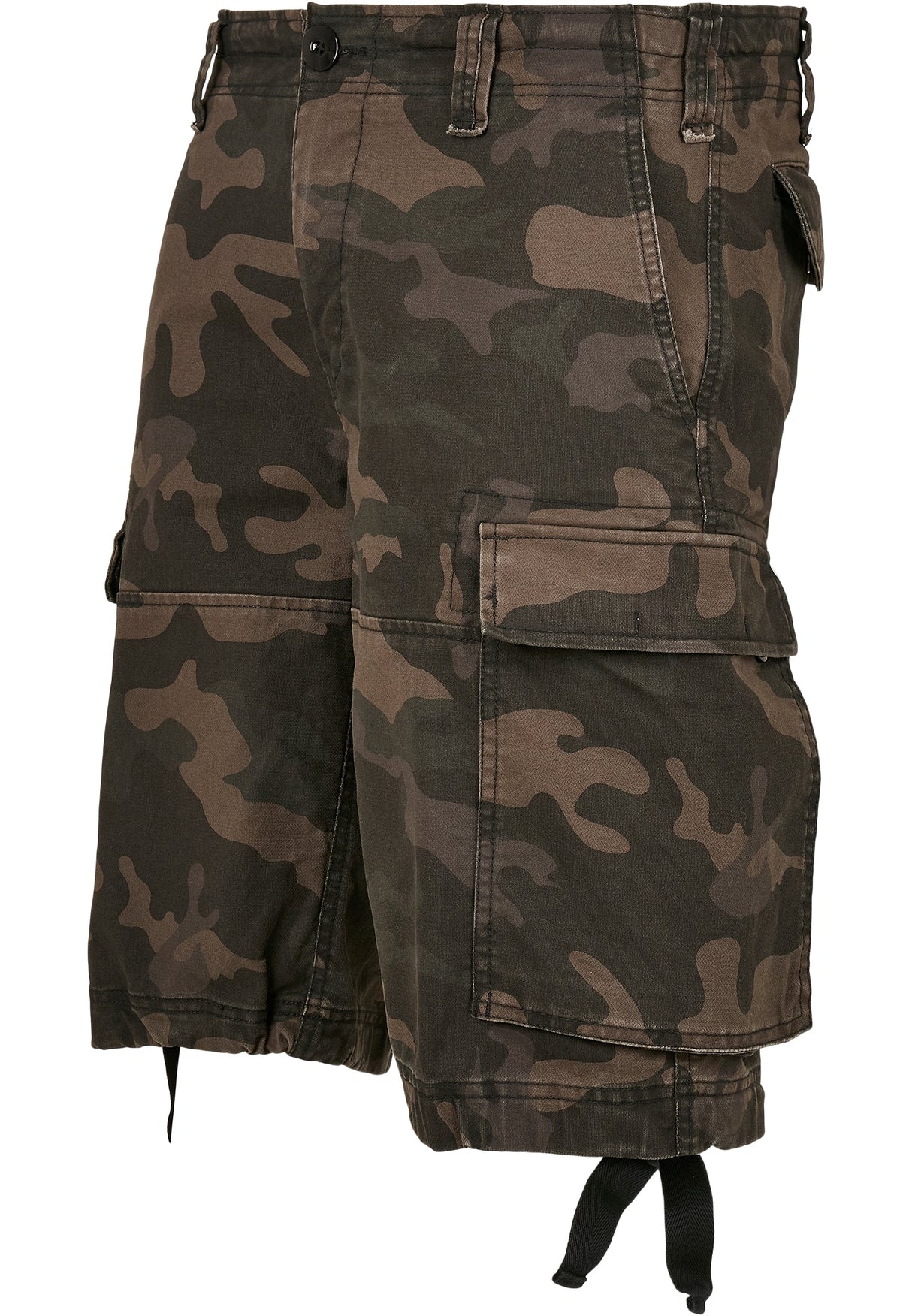 Tarnfarbene Cargo-Shorts.