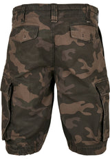 Tarnfarbene Cargo-Shorts.