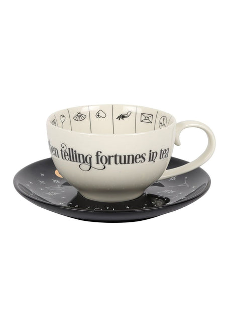 Dekorierte Teetasse und Untertasse.
