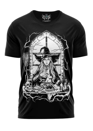 Schwarzes cotton t-shirt mit detaillierter gothic illustration einer hexe am bogenfenster mit horror elementen