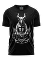 Schwarzes T-Shirt mit weißem Ziegenkopf-Design und Pentagramm.